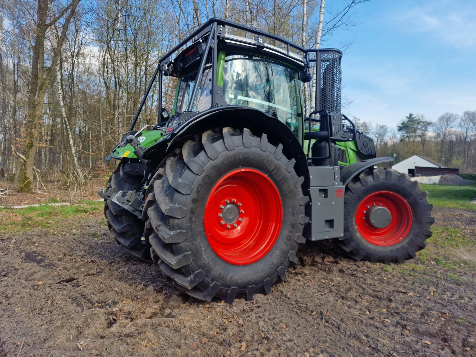 Réalisation de blindage forestier et protection forestière Fendt 900 Gen 6 et Gen 7