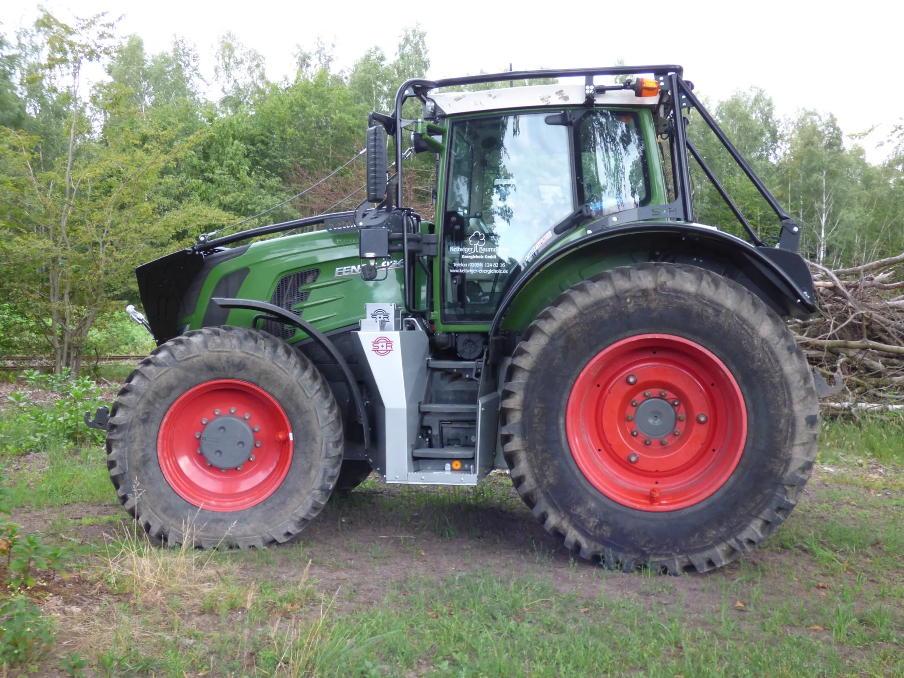 Réalisation de blindage forestier et protection forestière Fendt 900 S4