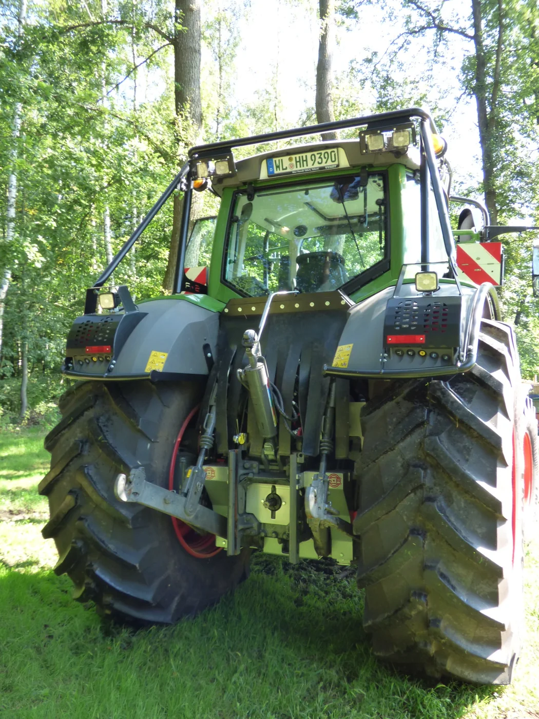 Réalisation de blindage forestier et protection forestière Fendt 900 S4